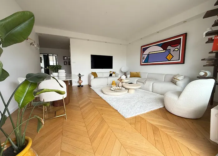 Exceptionnel 2 Pieces Orangerie Avec Terrasse *