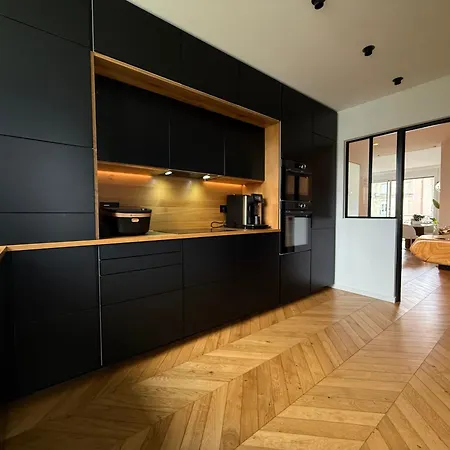 公寓 Exceptionnel 2 Pieces Orangerie Avec Terrasse *